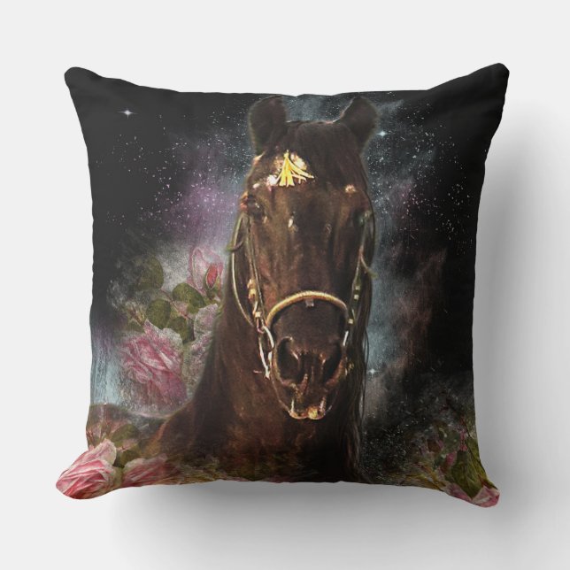 Black Beauty Friesian Horse - Pillow Kudde (Framsida)