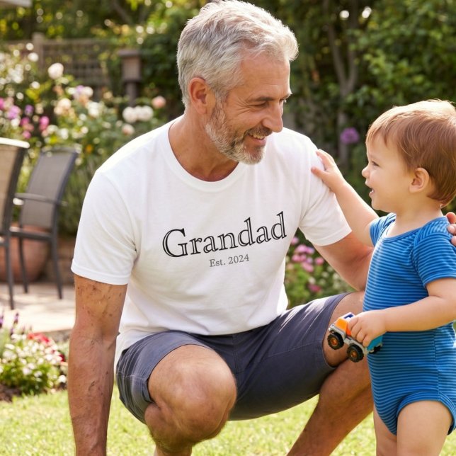 Black Bold Minimal Grandad Established  T Shirt (Skapare uppladdad)