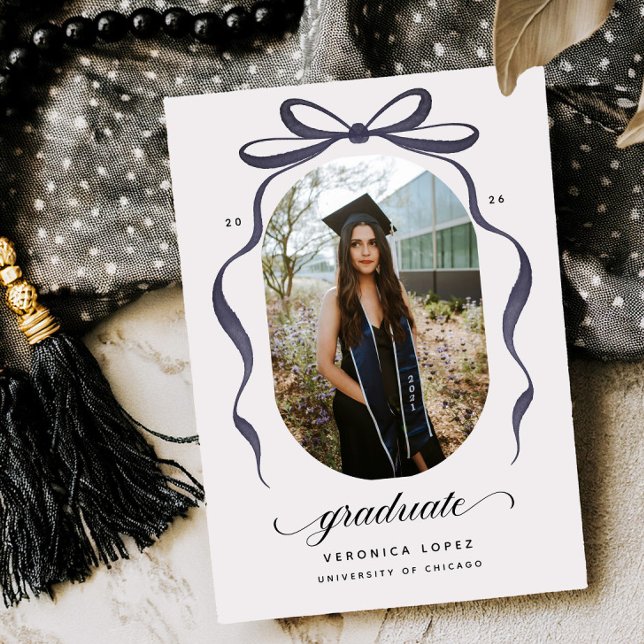 Black Bow Graduation Open House Party Invitation Inbjudningar (Skapare uppladdad)