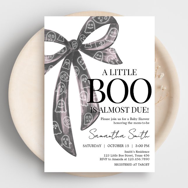 Black Bow Halloween Baby Shower Inbjudningar (Black Bow Little Boo Coquette Halloween Baby Shower invitation)