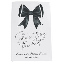 Black Bow Hon är gifter sig Möhippa