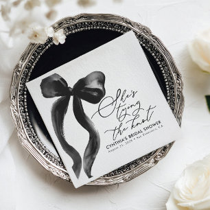 Black Bow - Hon knyter knuten Bridal Shower Pappersservett