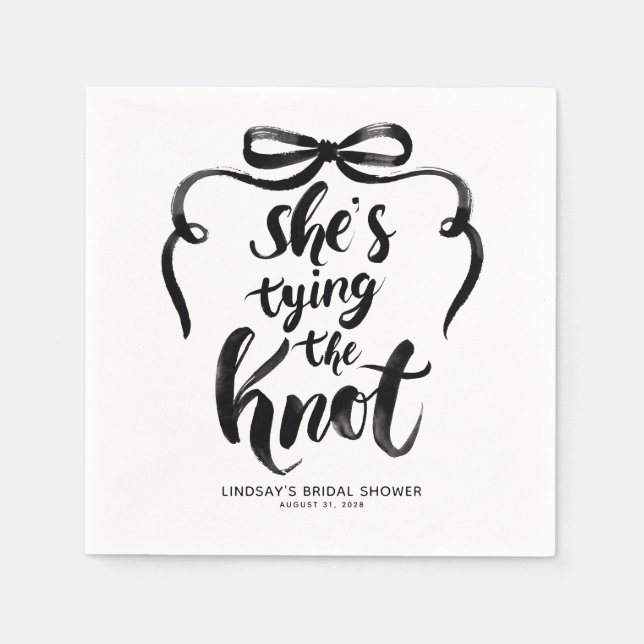 Black Bow She's Tying the Knot Bridal Shower Pappersservett (Framsidan)