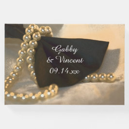 Black Bow Tie and White Pearls Bröllop Gästböcker