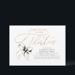 Black Bow Tying up Her Thirties 40th Birthday  Inbjudningar<br><div class="desc">“She’s Tying Up Her Thirties” 40th birthday invitation featuring a chic,  luxury black bow. Romantic yet minimalist and modern,  this design is perfect for a stylish coquette birthday theme,  blending elegance,  softness,  and contemporary charm.</div>