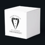 Black Bröllop Tuxedo Kostym Groomsman Frieri Presentaskar<br><div class="desc">Gör Bröllop oförglömlig - Lägg till en personlig beröring med en groomsman frieri favoritpresenter med en svart tuxedo-illustration av kostym och med marskalkar frieri meddelande i ett klassiskt serif-teckensnitt.</div>