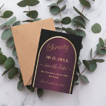 Black burgundy guld arch 70-årsdagen spara datumet<br><div class="desc">A Spara datumkortet för en 70:e födelsedagsfest. En svart och burgundisk bakgrund,  dekorerad med faux guld arch. Anpassa och lägg till ett datum och ditt namn. Texten: Sjuttio och Spara datumet skrivs med ett stort trendig-handskript med stil.</div>