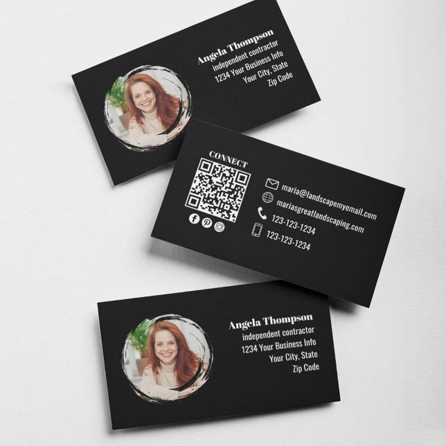 Black Business Photo QR Code Social Media Visitkort (Black photo and QR code template business cards. )