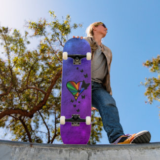 Black Butterfly on Rainbow Heart Mini Skateboard Bräda 18,5 Cm