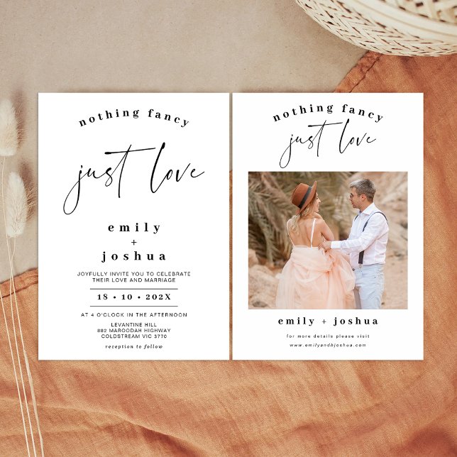 Black Calligraphy Ingenting Finare Just Kärlek Brö Inbjudningar (Minimalist Nothing Fancy Just Love Wedding Invitation, Modern Calligraphy Just Love Wedding Invite)