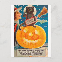 Black Cat är Sitta på Big Bright Pumpkin. Vykort