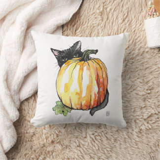 Black Cat Behind Pumpkin Dekorativ kudde