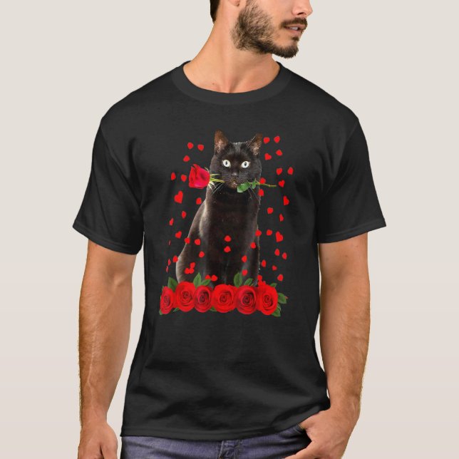 Black Cat Biting Ro Hearts Valentines day Animal T Shirt (Framsida)