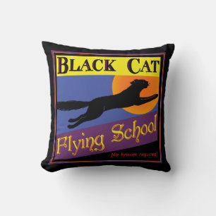 Black Cat Flies School Retro Pillow Kudde