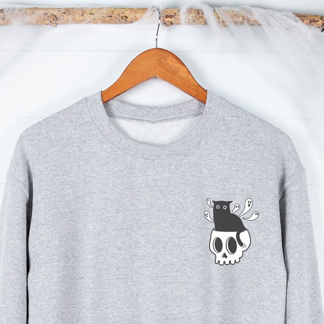 Black Cat i Skull Shirt Spooky Cute Halloween T Shirt (Skapare uppladdad)