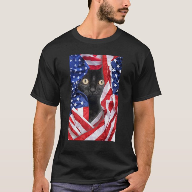 Black Cat in USA Flag 4th of July Men Women T Shirt (Framsida)