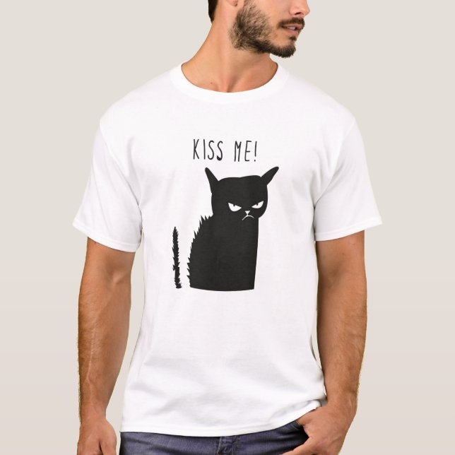 Black Cat Kiss Me T Shirt (Framsida)