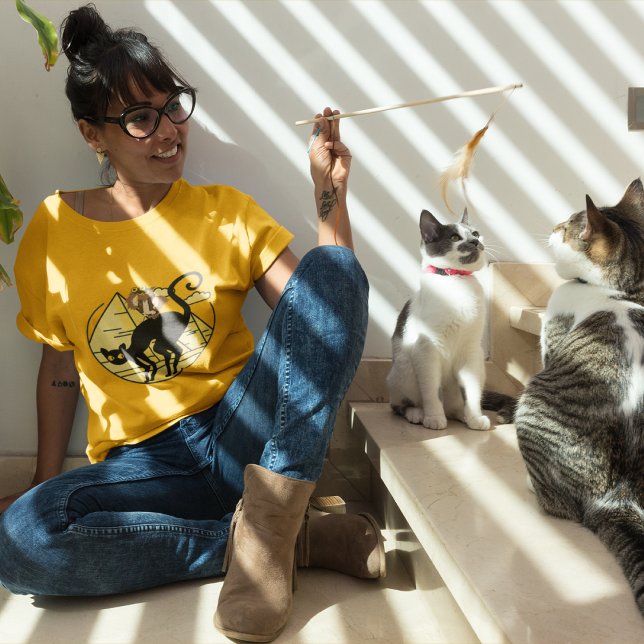 Black Cat och Uggla Äventyr i Egypten Unisex Cutso T Shirt (Skapare uppladdad)