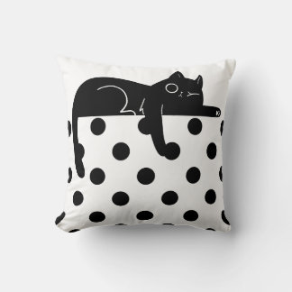 Black cat polka dot Throw Pillow Kudde