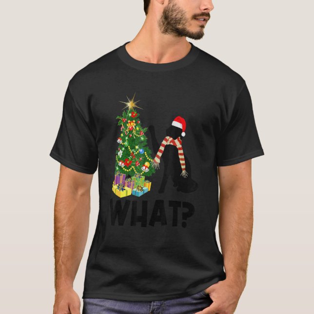 Black Cat Pushing Christmas Tree Over Cat What 1 T Shirt (Framsida)