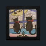 Black Cat-Smyckeskrinen Minnesask<br><div class="desc">De här två söta svarta katter har varit sitta tålmodigt på fönstervägen för att tomten ska komma. Det är jul Kväll och snö faller hårt. Huset är förstört av holly och säsong klockor för helgdagarna. Då belönas kattens tålamod när de märker tomten i hans rensömn som flyger över ansikte eller...</div>