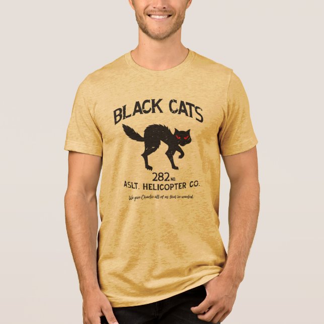 Black Cats Vintage Emblem T Shirt (Framsida)