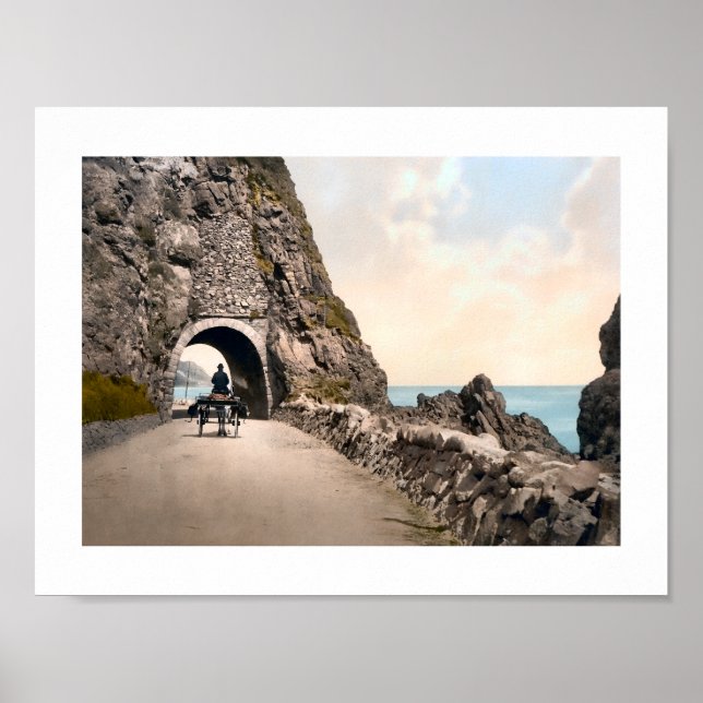 Black Cave Tunnel, County Antrim, Irland Poster (Framsidan)