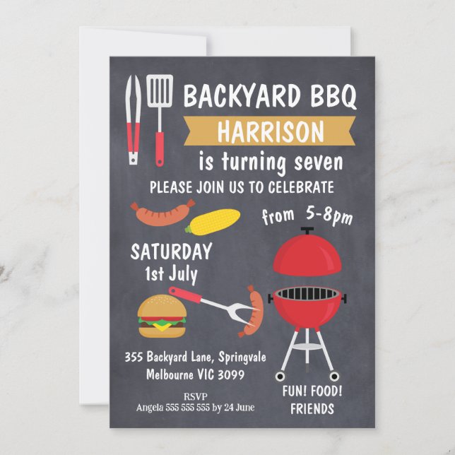 Black Chalkboard Backyard BBQ Birthday-inbjudan Inbjudningar (Framsida)