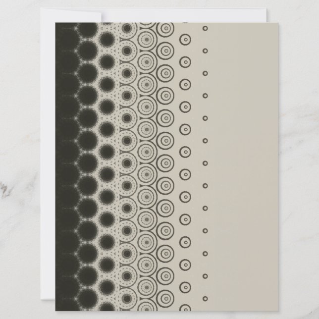 Black Circles on Pale Grey scrapbook paper (Framsida)