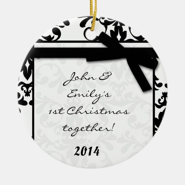 Black Damask Filigree Personlig Namn Ornament (Framsidan)