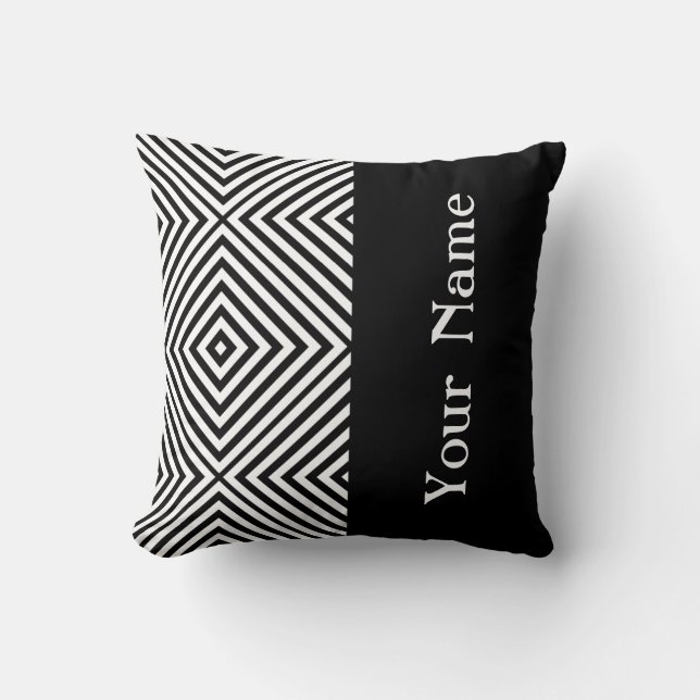 Black Diamond Chevron w/ namn @ Emporiomoffa Kudde (Framsida)