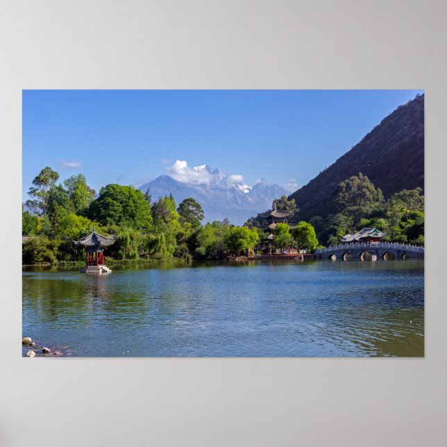 Black Dragon Bassäng-Yunnan, China Poster (Framsidan)