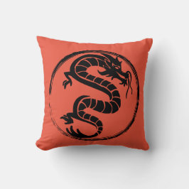 Black Dragon på Red Kudde