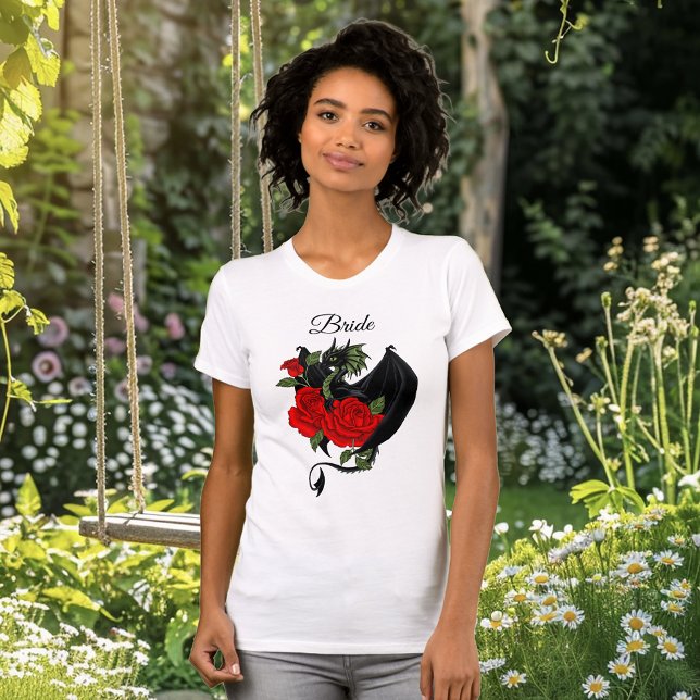 Black draon Röd ros Fantasy T Shirt (Skapare uppladdad)