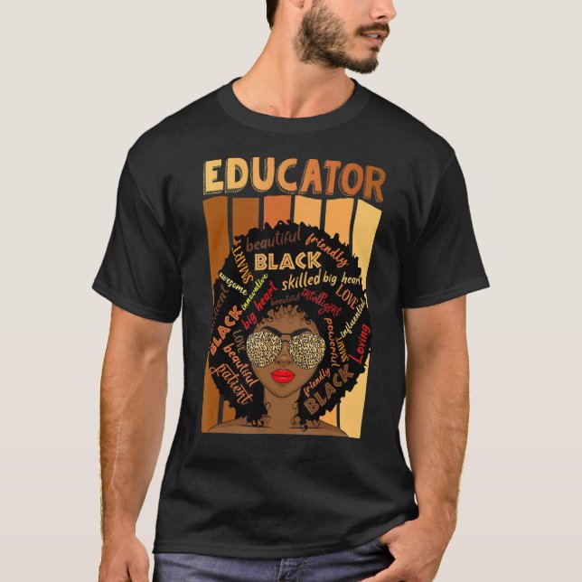 Black Educator Kärlek Melanin Teacher T Shirt (Framsida)