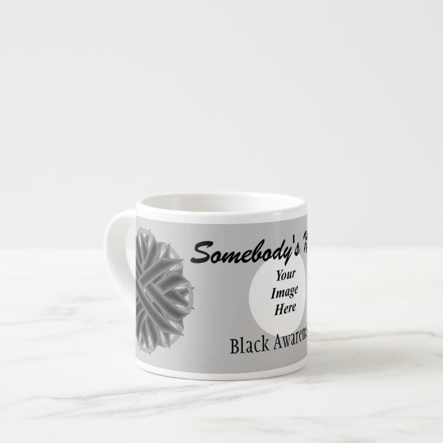 Black Flower Ribbon Template av Kenneth Yoncich Espressomugg (Framsida vänster)