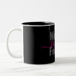 Black Flytta Forward Together Typography Mugg