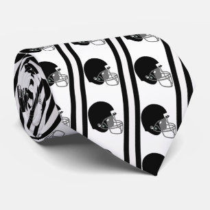Black Football Helmet på White Necktie Slips