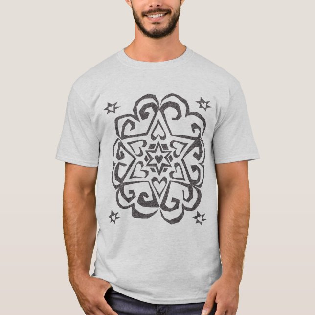 Bläck för mörk för davidsstjärnahjärtaMandala Tee Shirt (Framsida)