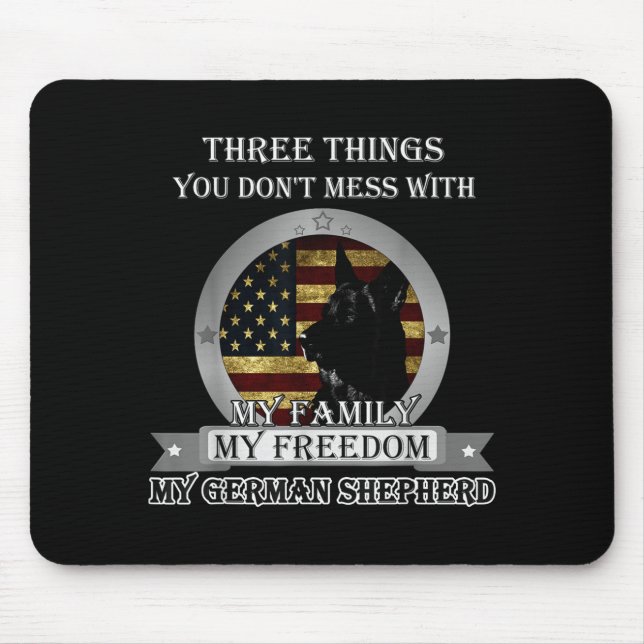 Black German Shepherd American Flag Three Things Y Musmatta (Framsidan)