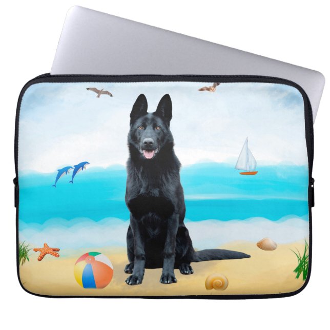 Black German Shepherd Hund på Beach Laptop Fodral (Framsidan)