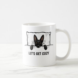 Black German Shepherd Hund Tuckin in Bed Kaffemugg