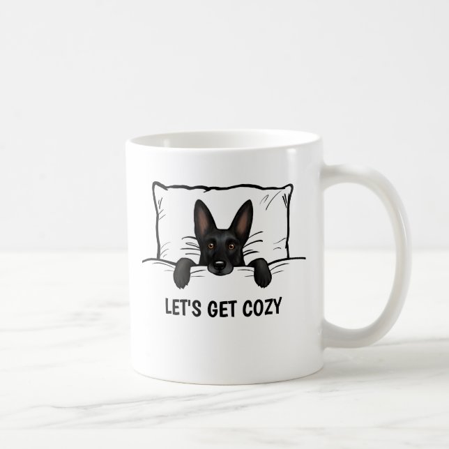 Black German Shepherd Hund Tuckin in Bed Kaffemugg (Höger)