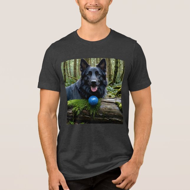Black German Shepherd med Boll T Shirt (Framsida)
