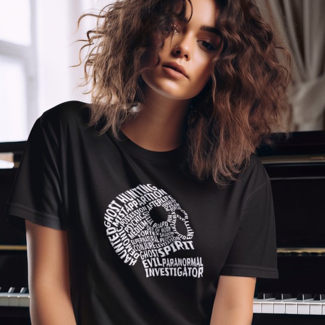 Black Ghost Hunting Paranormal Skull Womens T Shirt (Skapare uppladdad)