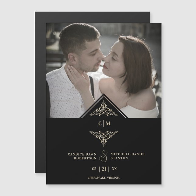 Black Golden Chic Lace Romantic Couple Wedding (Fram/baksida)