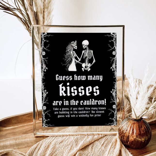 Black Gothic Halloween gissar hur många Kisses-spe Poster (Skapare uppladdad)