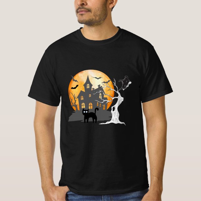 Black Graphic Tee-Shirt for Spooky Season T Shirt (Framsida)