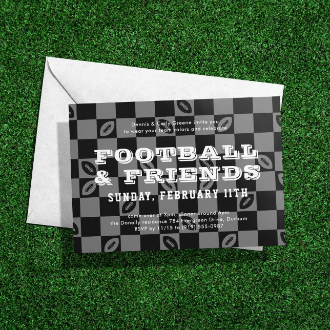 Black Grått Checkerboard Football Game Watch Party Inbjudningar (Skapare uppladdad)