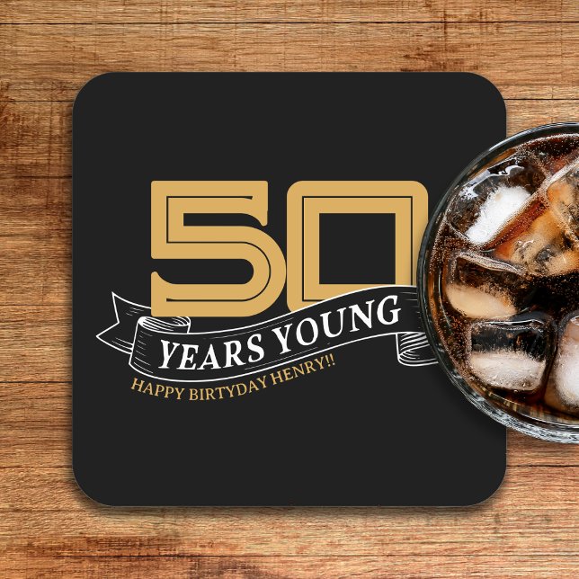 Black & Guld 50 års Young Banner 50:e födelsedagen Underlägg Papper Kvadrat (Black & Gold 50 Years Young Banner 50th Birthday Square Paper Coaster
)